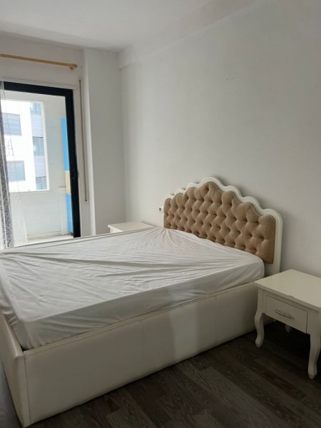 Tirane, jepet me qera apartament 2+1+Ballkon Kati 3, 100 m² 500 € (ASTIR TE BANKA RAIFFEISEN RR. Kryesore)