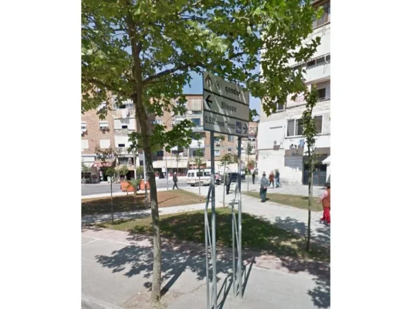 Tirane, shitet ambjent biznesi Kati 0, 87 m² 370.000 € (Varri i Bamit)