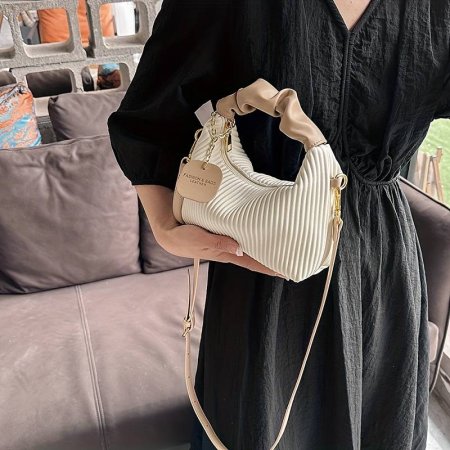 Tirane, shes **ÇANTË &quot;KLASS&quot; PËR FEMRA – STIL DHE ELEGANCË PËR ÇDO DITË!** 20 €