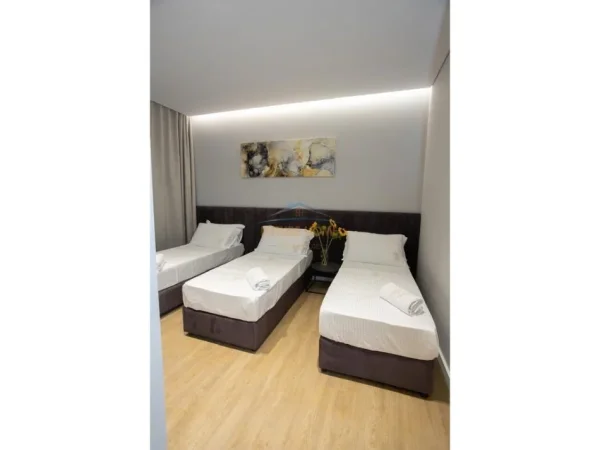 Vlore, shitet apartament 3+1+Ballkon Kati 1, 150 m² 300.000 € (Vlore)