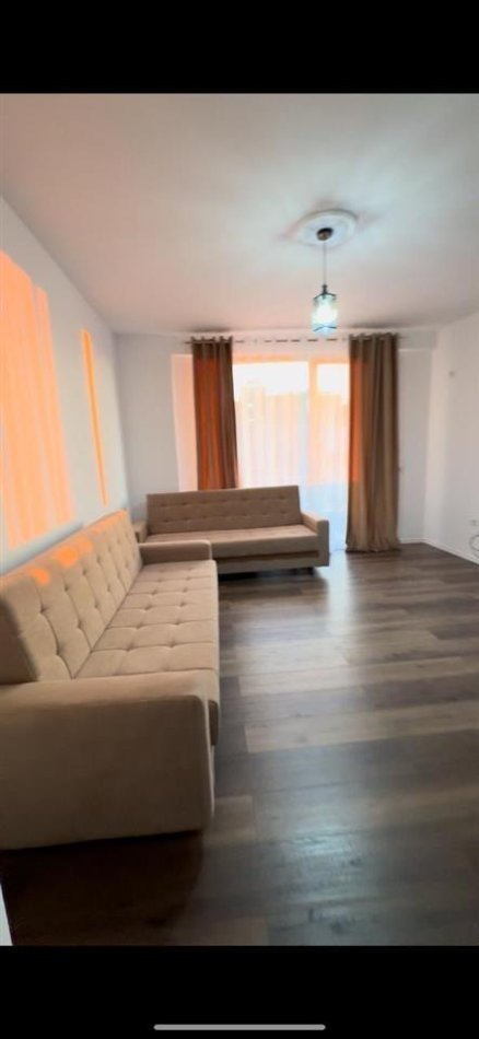 Tirane, jepet me qera apartament 2+1+Ballkon Kati 4, 87 m² 450 € (Shkoze ,Kompleksi Tom Doshi)