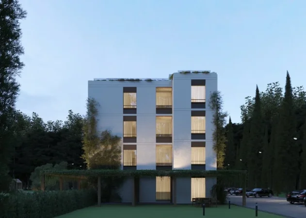Shitet: 1+1 Himarë 📍 (110,000 €) Sip: 46 m² & 1 post parkimi 🟢  Ne Perfundim Suvatimesh & Sistem Kapot (5 min larg Detit) 🌊