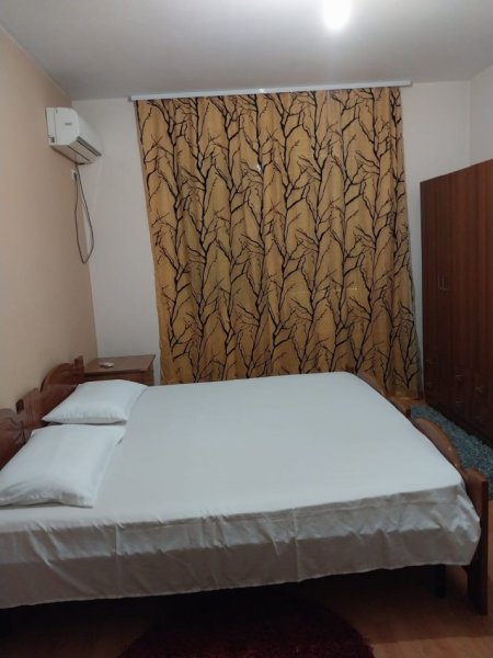 Tirane, jepet me qera apartament 2+1+Aneks+Ballkon Kati 2, 100 m² 350 € (FRESK)