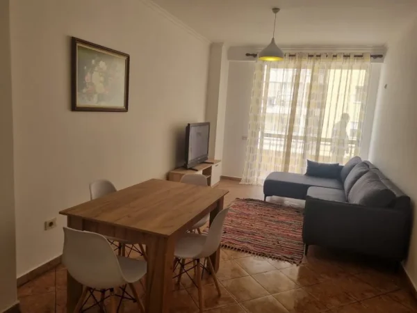 Tirane, jepet me qera apartament 2+1+Ballkon Kati 5, 87 m² 480 € (Teodor Keko)