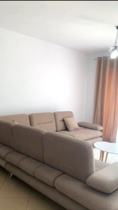 Tirane, jepet me qera apartament 2+1+Ballkon Kati 5, 110 m² 716 € (Rruga Panorama)