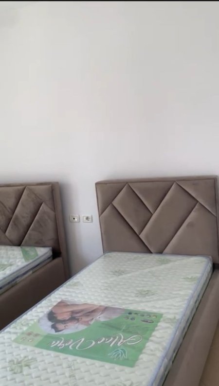 Tirane, jepet me qera apartament 2+1+Ballkon Kati 5, 110 m² 716 € (Rruga Panorama)