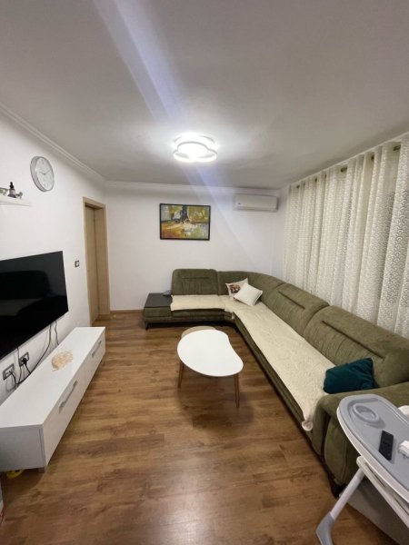 Tirane, jepet me qera apartament 2+1+Ballkon Kati 5, 82 m² 614 € (Rruga Mine Peza)