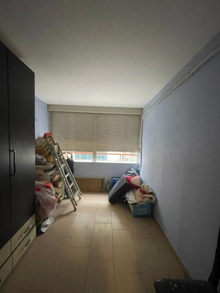 Tirane, jepet me qera apartament 3+1+Ballkon Kati 5, 120 m² 750 € (Rruga Zonja Curre)