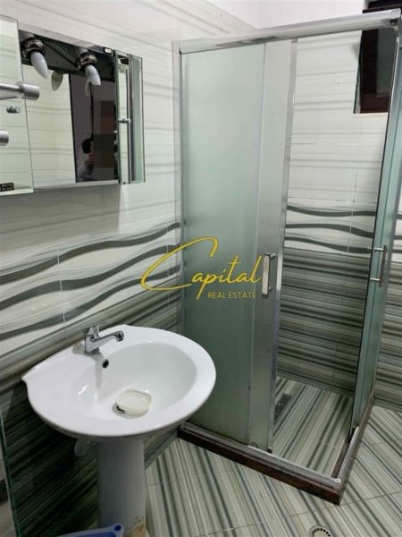 Tirane, jepet me qera apartament 1+1 Kati 1, 60 m² 300 € (KODRA E PRIFTIT)