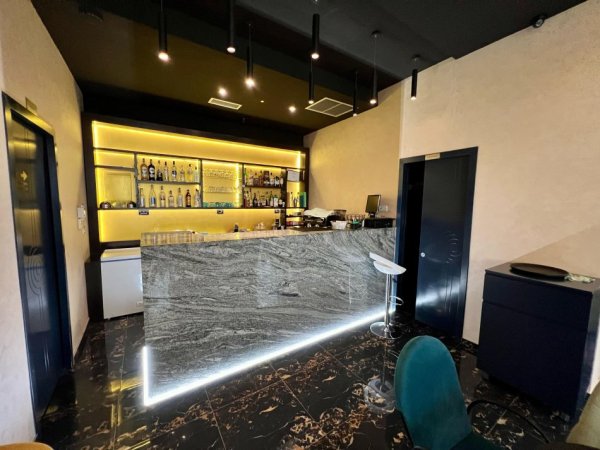 Tirane, jepet me qera lokal Kati 0, 75 m² 80.000 € (kontaktet)