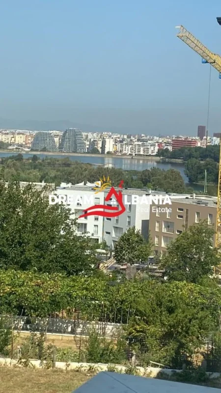 Tirane, shitet apartament 2+1 , 123 m² 250.000 € 