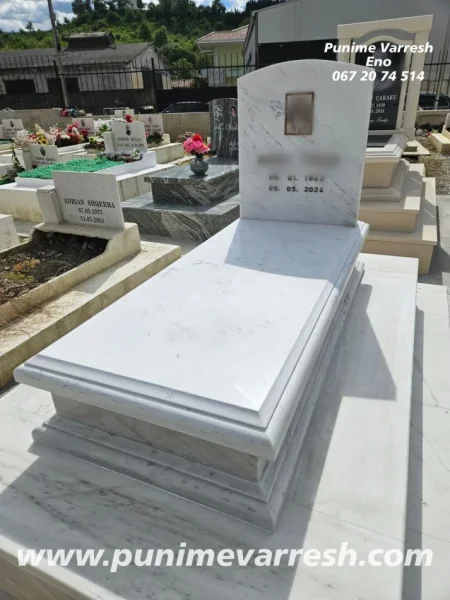 Tirane, shes Punime Varresh Mermer i bardhe me ujra - Modele Varresh Me Punim Premium 320 €