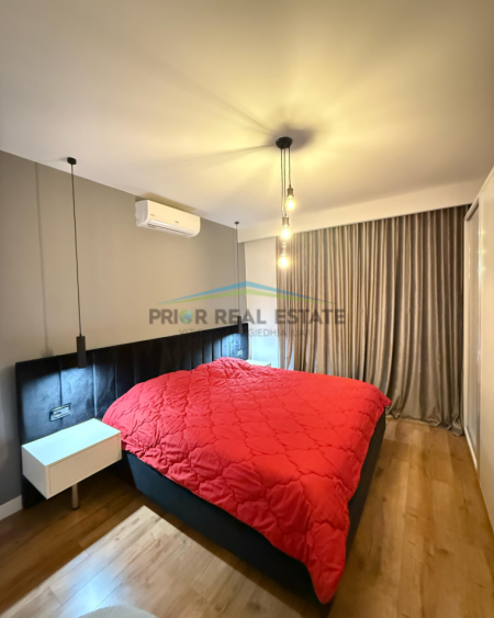 Tirane, jepet me qera apartament 1+1 Kati 11, 70 m² 720 € (Komuna e Parisit)