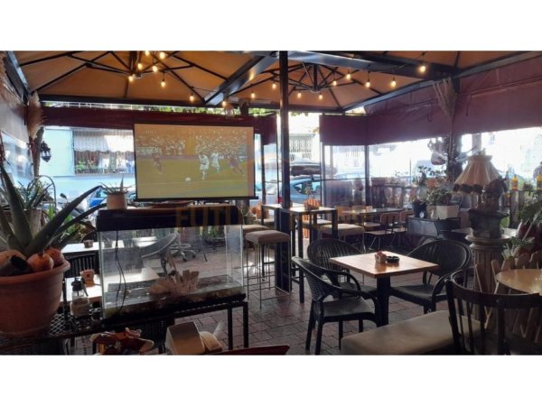 Tirane, jepet me qera lokal Kati 0, 40 m² 1.500 € (Myslym Shyri)