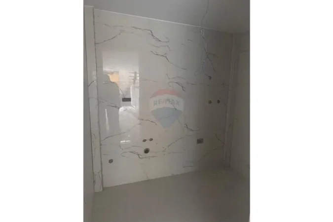 Tirane, shitet apartament duplex Dublex Kati 0, 168 m² 318.000 € (Rruga Thanas Ziko)