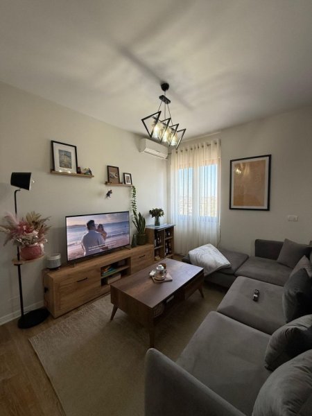 Tirane, shitet apartament 1+1 Kati 5, 71 m² 110.000 € (Kinostudio, pallati i &quot;BKT&quot;)