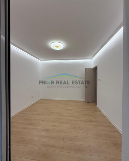 Tirane, shitet apartament 1+1+Ballkon Kati 3, 59 m² 119.000 € (Ish Restorant Durresi)