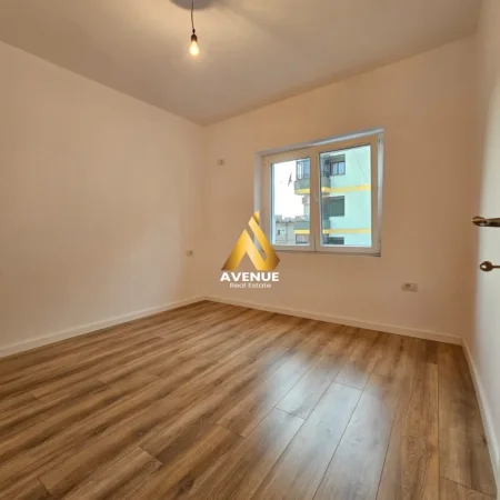 Tirane, shitet apartament 1+1 Kati 5, 42 m² 98.000 € (sander prosi)