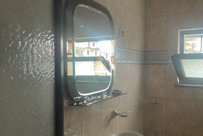Tirane, jepet me qera apartament 1+1 Kati 2, 90 m² 400 € (Rruga Gzmend Zajmi)