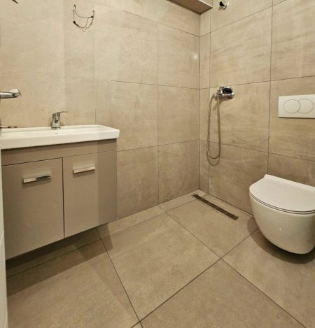SHITET APARTAMENT 1+1/MOZAIKU TIRANES📍