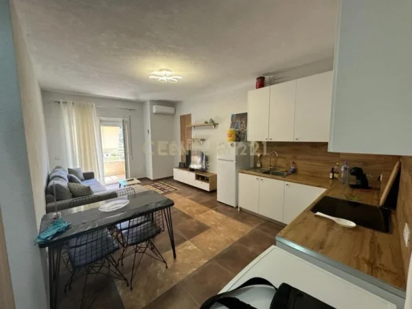 Shqiperi, shitet apartament 1+1+Ballkon Kati 6, 60 m² 85.000 € (shkembi kavejes)