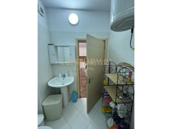 Shqiperi, shitet apartament 1+1+Ballkon Kati 6, 60 m² 85.000 € (shkembi kavejes)