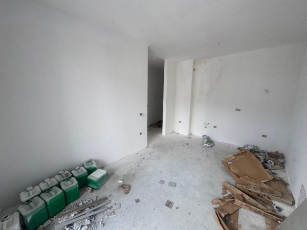 Tirane, shitet apartament 1+1 Kati 7, 78 m² 62.000 € (univers city ,QTU)