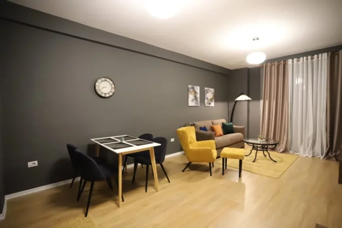 Tirane, jepet me qera apartament 1+1 Kati 7, 70 m² 600 € (21 Dhjetori)