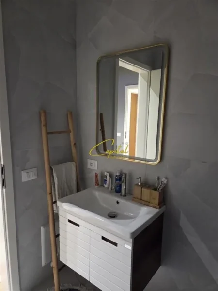 Tirane, shitet apartament 2+1 Kati 5, 86 m² 165.000 € (ALI DEMI)