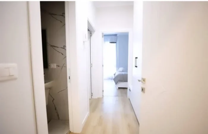 Tirane, shitet apartament 1+1 , 73 m² 339.000 € (Rruga kavajes)