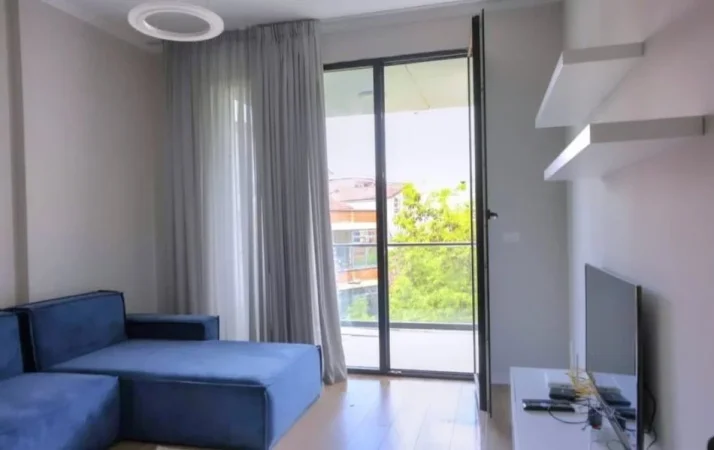 Tirane, shitet apartament 1+1 , 73 m² 339.000 € (Rruga kavajes)