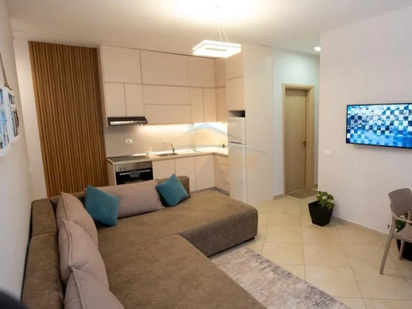 Shitet, Apartament 1+1, Ujë i Ftohtë, Vlorë