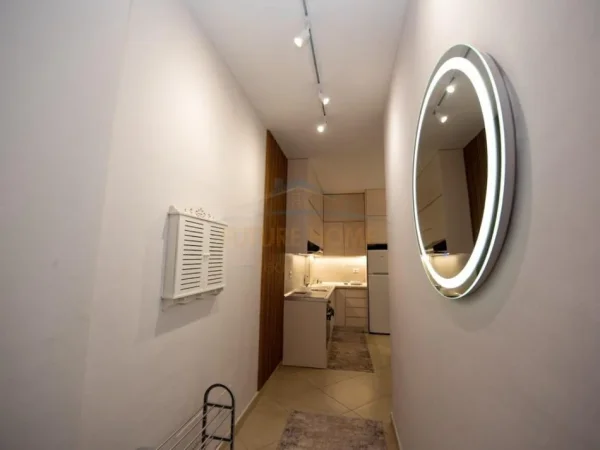 Shitet, Apartament 1+1, Ujë i Ftohtë, Vlorë