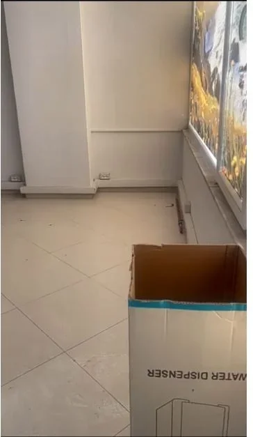 Tirane, jepet me qera dyqan Kati 2, 122 m² 1.300 € ( JEPET ME QERA AMBIENT NË ASTIR – 122 M² – 1300 EURO/MUAJ)