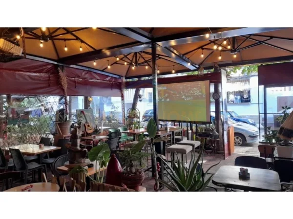 Tirane, shitet lokal Kati 0, 39 m² 50.000 € (Myslym Shyri)