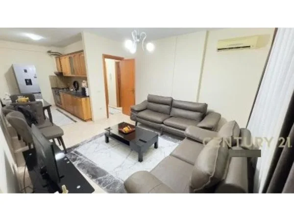 Tirane, shitet apartament 1+1 Kati 10, 58 m² 145.000 € (Ish Stacioni i Trenit)