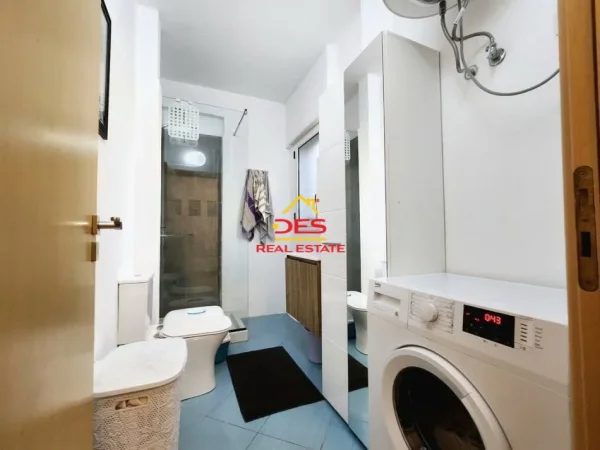 Shqiperi, shitet apartament 1+1+Ballkon Kati 9, 84 m² 125.000 € (Rr Hasan Kushta)