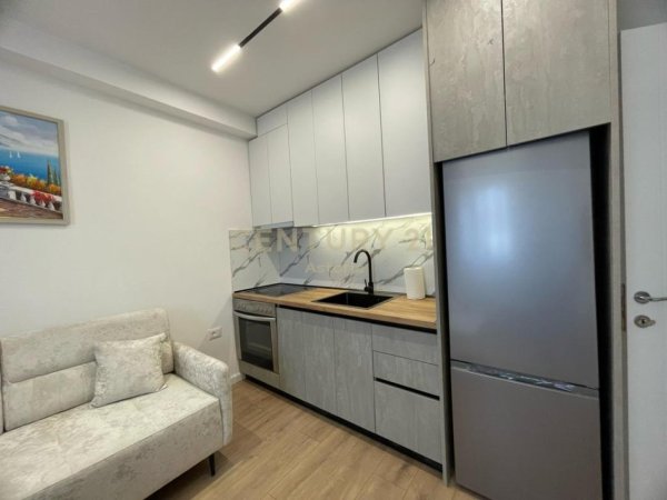 Tirane, shitet apartament 1+1 Kati 5, 28 m² 89.000 € (21 Dhjetori)