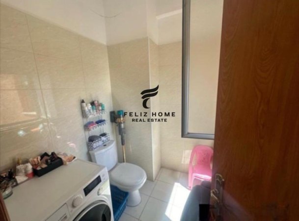 Tirane, jepet me qera apartament 2+1+Ballkon Kati 8, 109 m² 500 € (ASTIR)