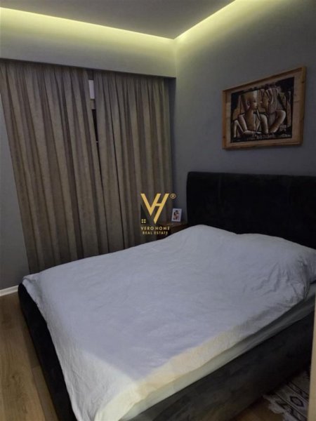 Tirane, shitet apartament 2+1+Ballkon Kati 5, 86 m² 165.000 € (ALI DEMI)