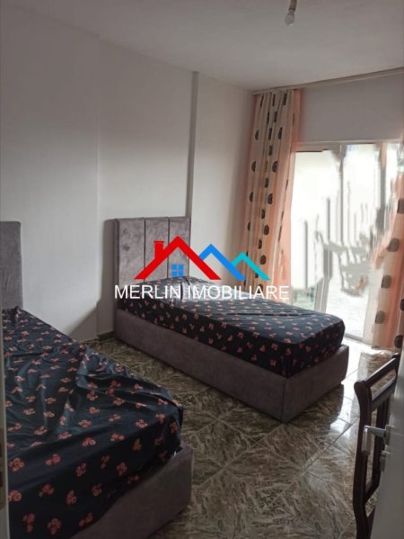 Tirane, jepet me qera apartament 2+1+Ballkon Kati 7, 87 m² 550 € (RRUGA MUZAKET.DON BOSKO)