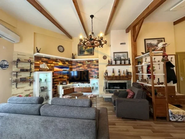 Durres, shitet apartament 2+1+Ballkon Kati 3, 114 m² 250.000 € (Gjiri i Lalzit, Kompleksi Primavera)