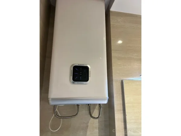 Tirane, jepet me qera apartament 1+1 Kati 5, 60 m² 500 € (Rruga Bardhyl)
