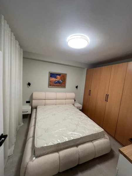 Tirane, jepet me qera Vile 2+1+Ballkon Kati 1, 124 m² 460 € (Allias-Rruga Njazi Meka)