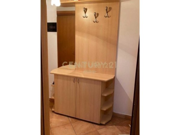 Tirane, jepet me qera apartament 1+1 Kati 6, 46 m² 550 € (Rruga e Kavajes)