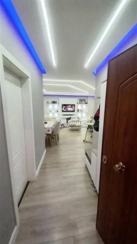 Tirane, shitet apartament 2+1+Ballkon Kati 2, 115 m² 136.000 € (FRESK)