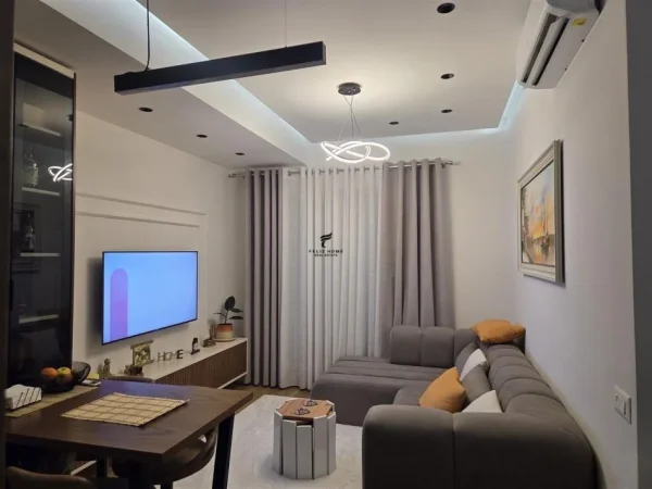 Tirane, shitet apartament 2+1+Ballkon Kati 2, 86 m² 160.000 € (ALI DEMI)