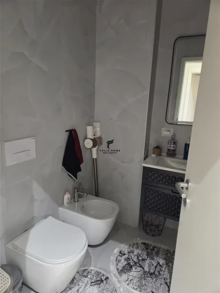 Tirane, shitet apartament 2+1+Ballkon Kati 2, 86 m² 160.000 € (ALI DEMI)