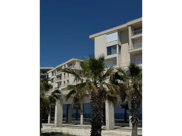 Durres, shitet apartament 2+1 Kati 3, 138 m² 302.874 € (Kompleksi "Polifunksional " ,Currila, Durrës)