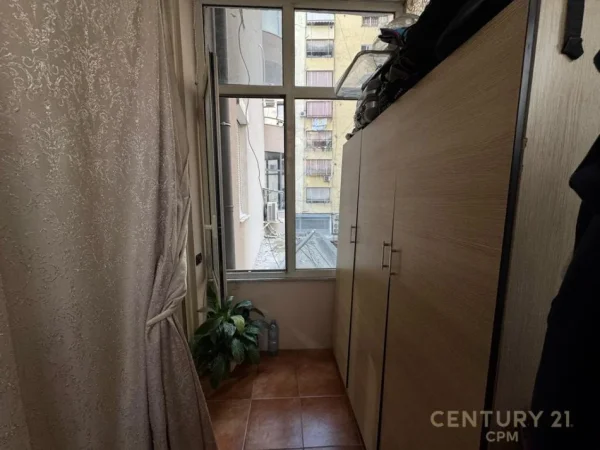 Tirane, shes apartament 1+1 Kati 2, 73 m² 170.000 € (rruga e elbasanit)